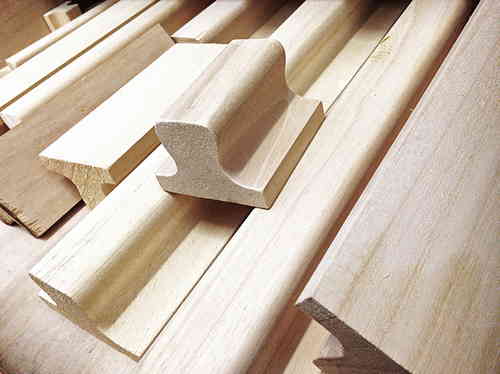 SAGOMA LEGNO LARGHEZZA MM. 30 - per cm.50 di lunghezza